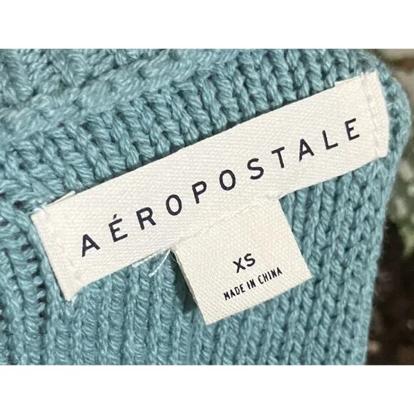 NWT Aeropostale XS Teal Cable Knit V-Neck Sweater - Picture 3 of 4